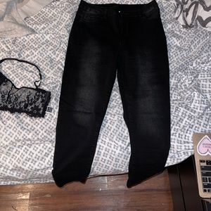 Black skinny jeans